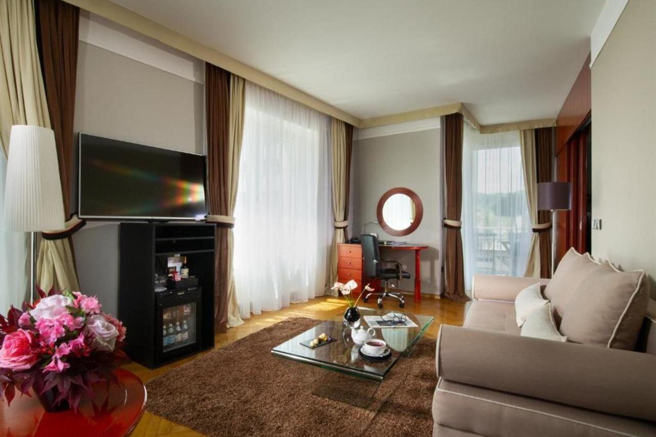 Best Western Premier Hotel Slon Любляна Екстериор снимка